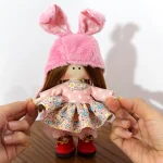 doll-russi-fronthand